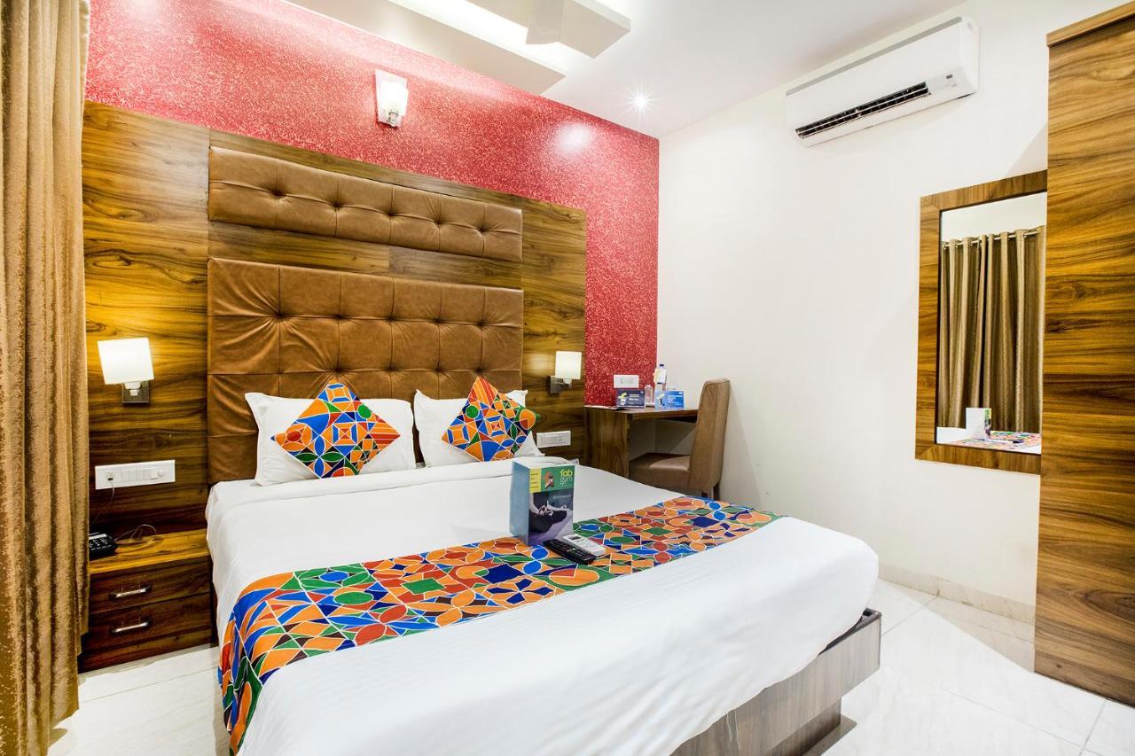 Fabhotel Amour - Nr Mumbai International Airport Bombaim Exterior foto