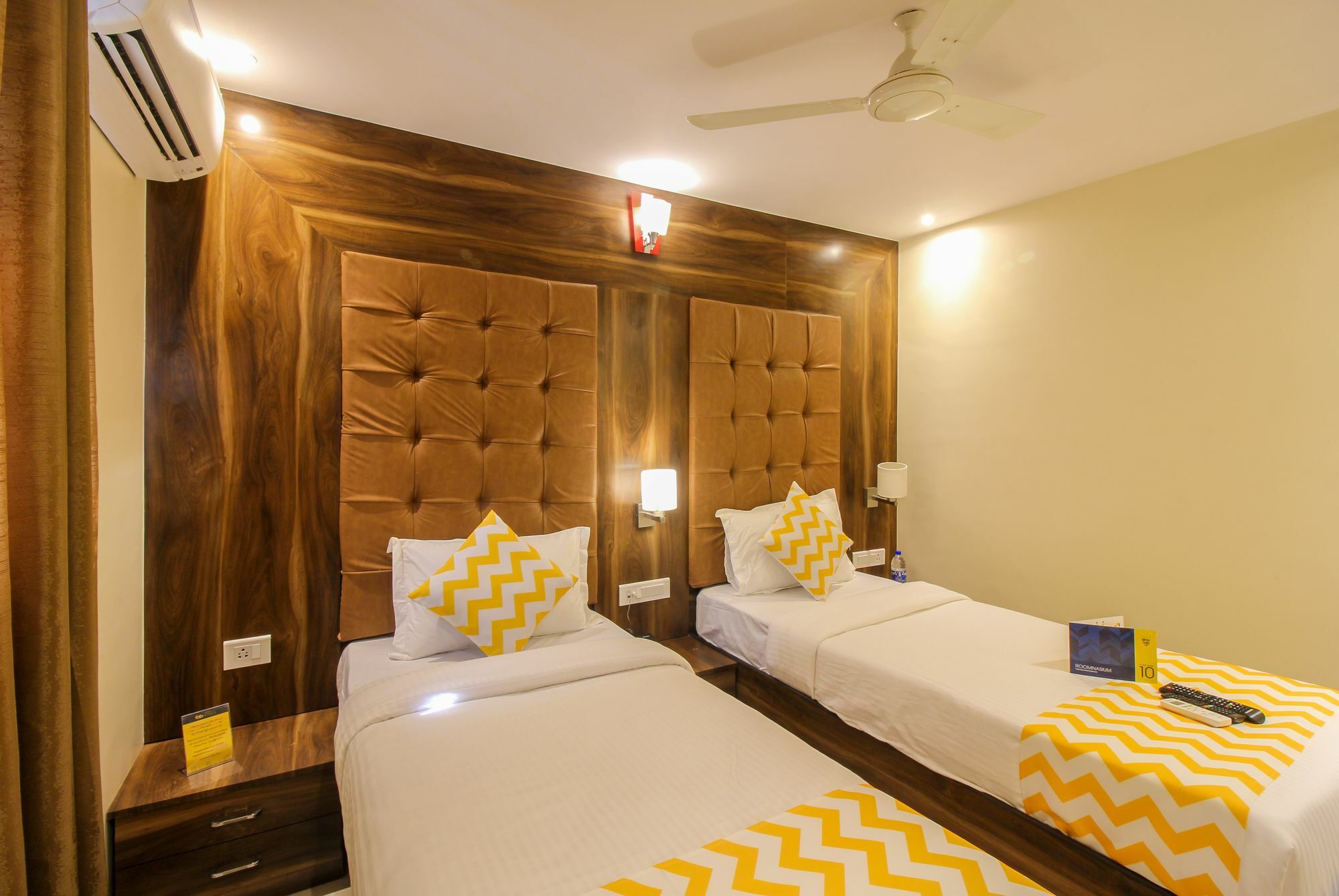 Fabhotel Amour - Nr Mumbai International Airport Bombaim Exterior foto