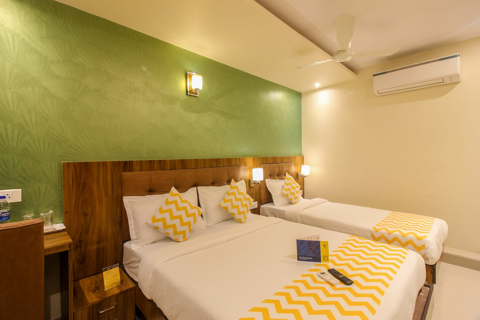 Fabhotel Amour - Nr Mumbai International Airport Bombaim Exterior foto